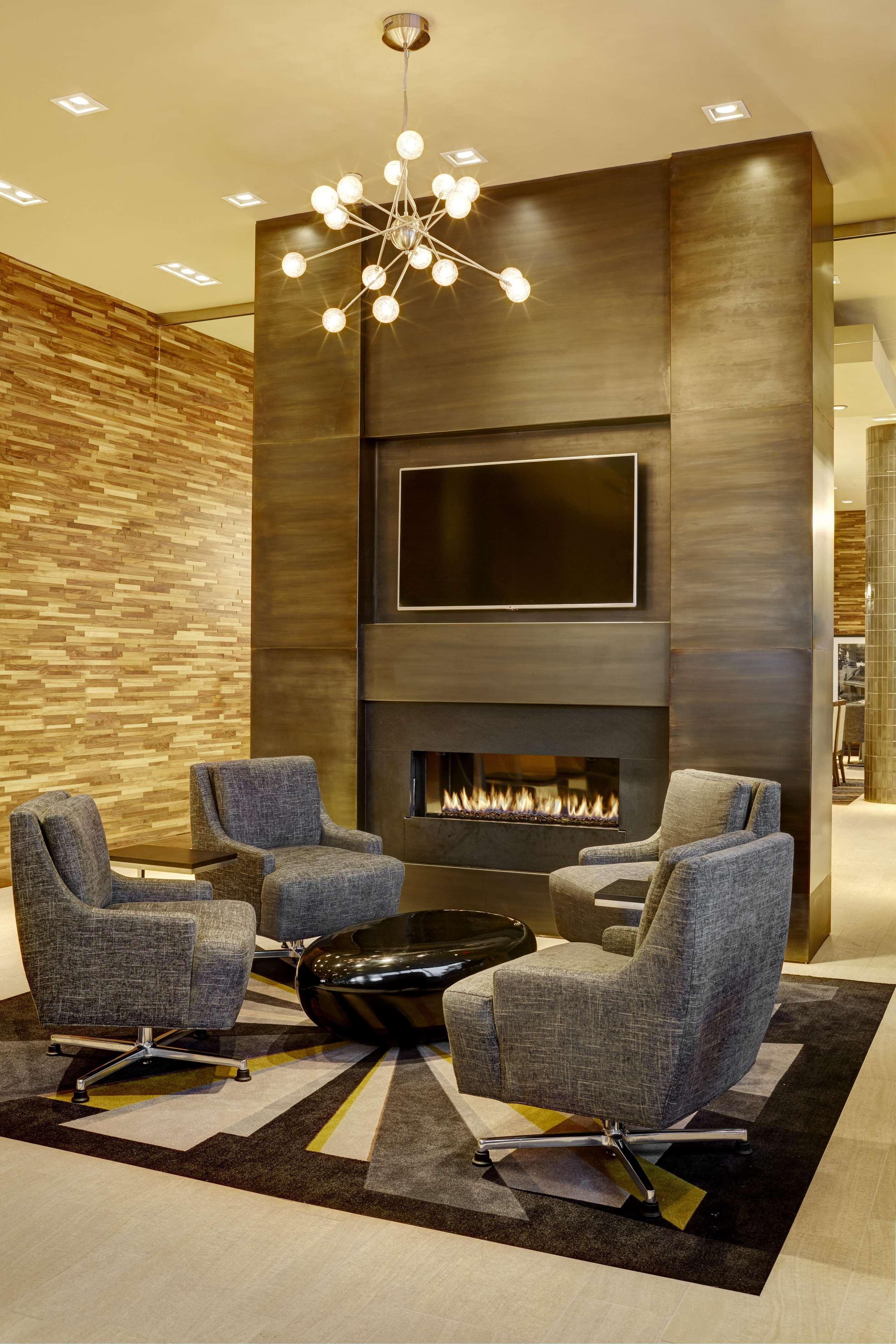 Hampton Inn Brooklyn Downtown Нью-Йорк Экстерьер фото